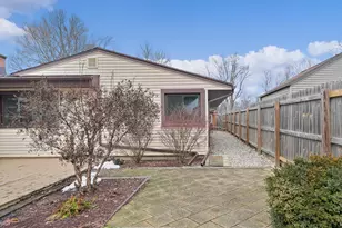 1836 Oakgrove St NW, Grand Rapids, MI 49504 - Photo 31