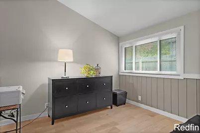 1836 Oakgrove Street NW, Grand Rapids, MI 49504 - Photo 21