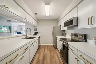 1764 Weatherstone Dr, Ann Arbor, MI 48108 - Photo 3