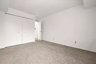 761 Clubhouse Dr, Ypsilanti, MI 48197 - Photo 27