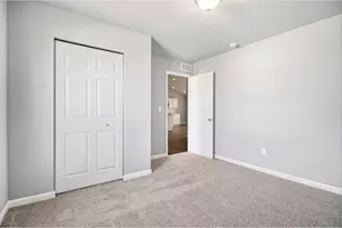 13759 Quincy St, Holland, MI 49424 - Photo 9