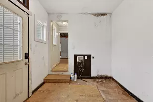 2328 Dean Lake Ave NE, Grand Rapids, MI 49505 - Photo 19