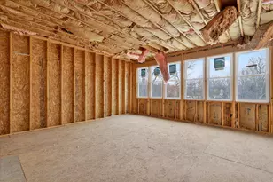 2328 Dean Lake Ave NE, Grand Rapids, MI 49505 - Photo 11