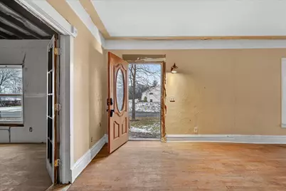 2328 Dean Lake Avenue NE, Grand Rapids, MI 49505 - Photo 5