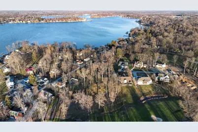 4874 Knoll Court, Watervliet, MI 49098 - Photo 3