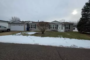 8959 Meadowview Dr, Kalamazoo, MI 49009 - Photo 1