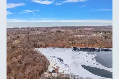 6211 Lakewood Pointe Drive, Coloma, MI 49038 - Photo 11