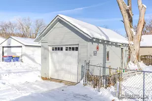 957 Kensington Ave SW, Grand Rapids, MI 49503 - Photo 11