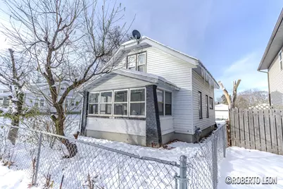 957 Kensington Avenue SW, Grand Rapids, MI 49503 - Photo 1