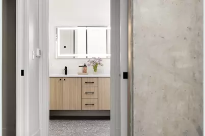 144 Oakes Street SW #2006, Grand Rapids, MI 49503 - Photo 33