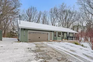 8409 Squires St NE, Rockford, MI 49341 - Photo 5