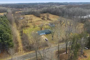 63041 70th St, Watervliet, MI 49098 - Photo 3