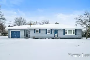 259 Joy St, Howard City, MI 49329 - Photo 1