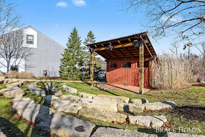 2074 Celadon Drive NE, Grand Rapids, MI 49525 - Photo 33