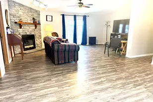 3828 Idlewild St, Jackson, MI 49201 - Photo 5