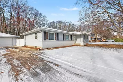 833 Winslow Court, Norton Shores, MI 49441 - Photo 21