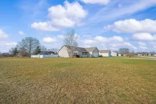 2434 Jeffery Ln, Niles, MI 49120 - Photo 5