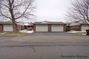 854 Amberwood W Dr SW, Byron Center, MI 49315 - Photo 3
