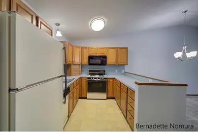 854 Amberwood W Drive SW, Byron Center, MI 49315 - Photo 5