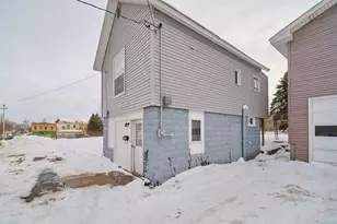 219 2nd Ave, Manistee, MI 49660 - Photo 39