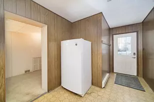 219 2nd Ave, Manistee, MI 49660 - Photo 29