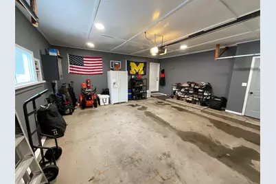2441 N Division Avenue, Holland, MI 49424 - Photo 47