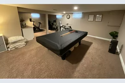 2441 N Division Avenue, Holland, MI 49424 - Photo 35