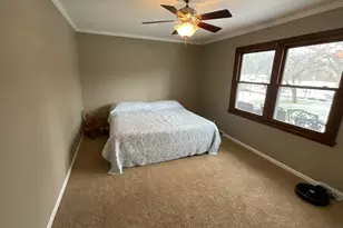 2441 N Division Ave, Holland, MI 49424 - Photo 25