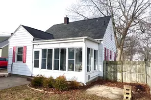 2345 Harding Ave, Muskegon, MI 49441 - Photo 7