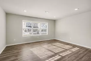 871 Winchester St, Holland, MI 49423 - Photo 11