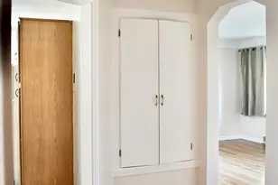 9924 Woodring St, Livonia, MI 48150 - Photo 9