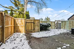 221 Paisley Ct, Kalamazoo, MI 49006 - Photo 15