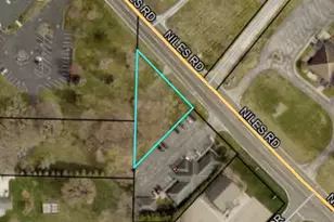 2960 Niles Rd, Saint Joseph, MI 49085 - Photo 3