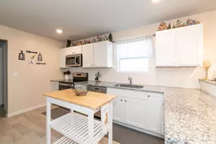 10906 Autumn View Ln, Portage, MI 49002 - Photo 11