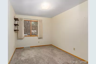 611 S Baldwin Street, Greenville, MI 48838 - Photo 15