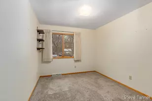 611 S Baldwin St, Greenville, MI 48838 - Photo 15