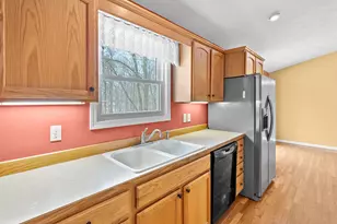 250 Markus Glen Drive, Plainwell, MI 49080 - Photo 11