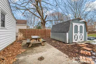 66 S Fremont St NE, Rockford, MI 49341 - Photo 35