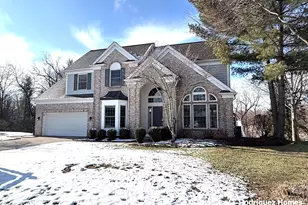 3890 Clearview St NE, Grand Rapids, MI 49546 - Photo 1