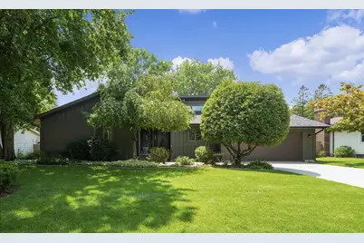 4043 Chamberlain Avenue SE, Grand Rapids, MI 49508 - Photo 1