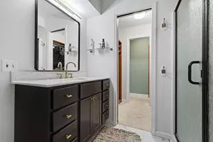 4043 Chamberlain Ave SE, Grand Rapids, MI 49508 - Photo 17