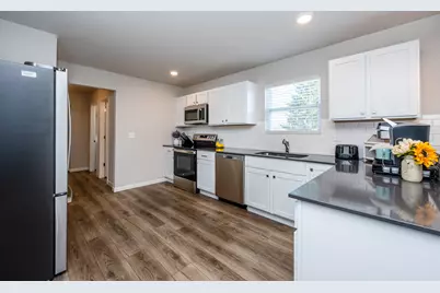 58285 Interlaken Street, Mattawan, MI 49071 - Photo 9