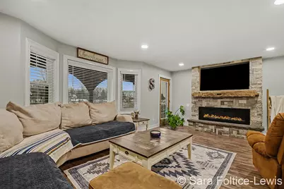 1595 Angling Road SW, Grandville, MI 49418 - Photo 9