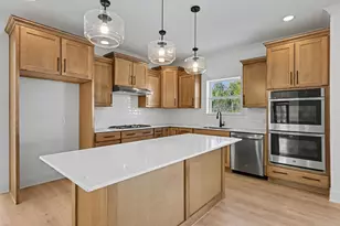 5950 Boxthorn Trl, Kalamazoo, MI 49009 - Photo 9