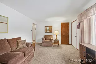 611 Hayes St, Holland, MI 49424 - Photo 7