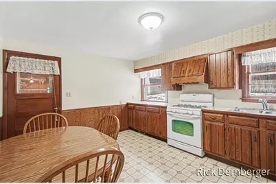 611 Hayes Street, Holland, MI 49424 - Photo 3