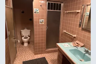 215 N Kalamazoo Street, Paw Paw, MI 49079 - Photo 17