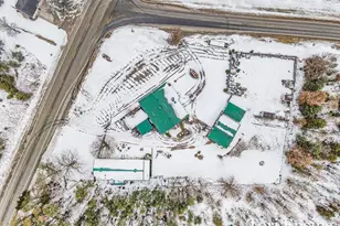 2529 S Greenville Rd, Greenville, MI 48838 - Photo 43