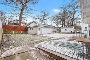 1454 Hope SE, Grand Rapids, MI 49506 - Photo 3