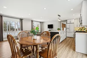 880 Paw Paw Dr, Holland, MI 49423 - Photo 9